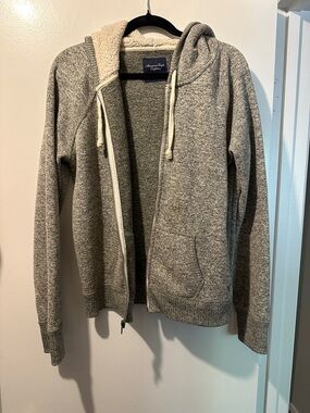 American Eagle Outfitters Gray Zip-Up Hoodie with Cream Sherpa Lining